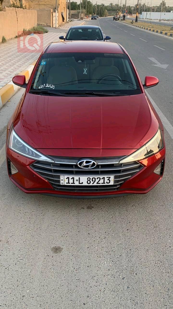 Hyundai Elantra